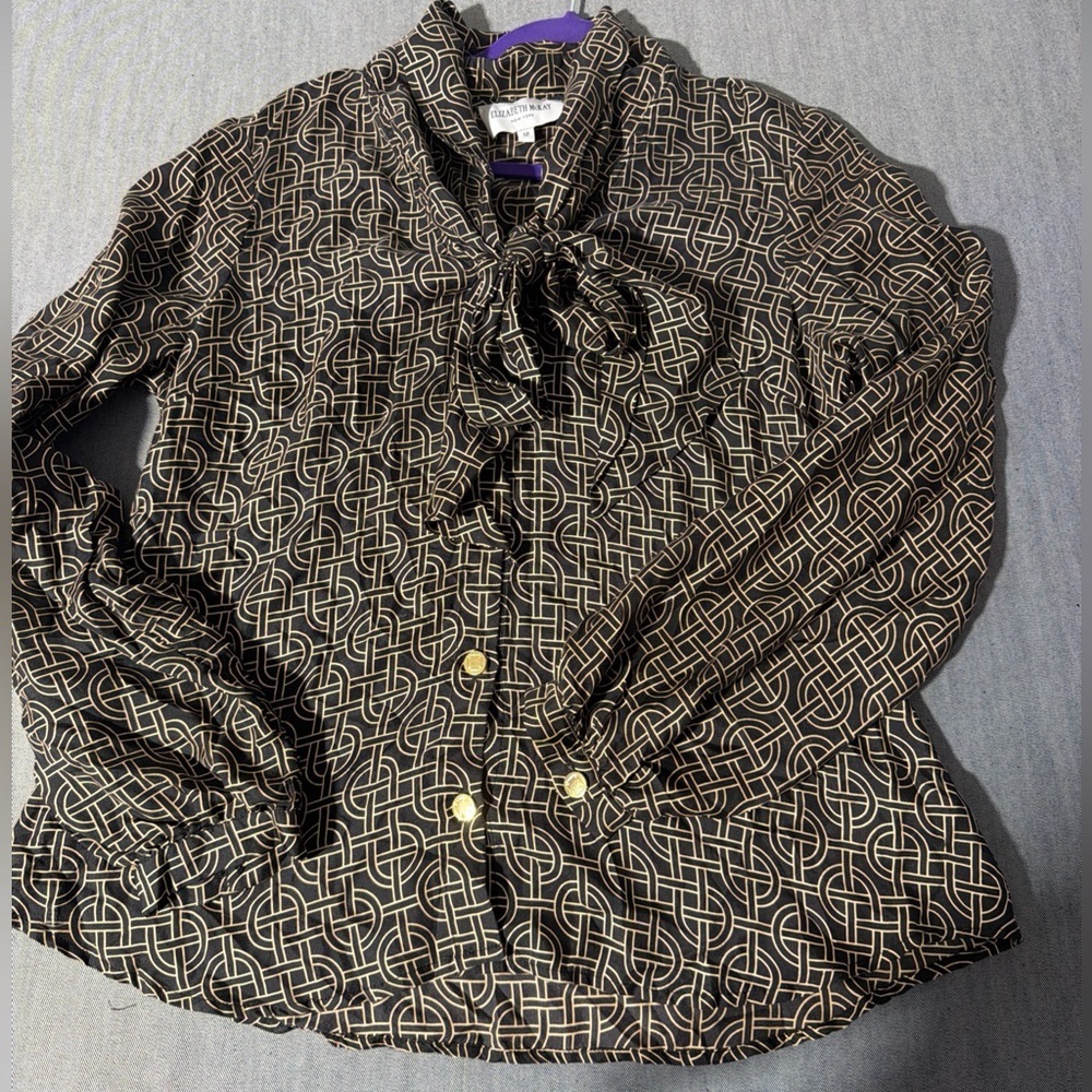 Elizabeth McKay 100% silk Geo print popover blouse, Black And Tan * Size 12* O-8 - Picture 8 of 9